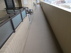 戸田クリーンマンション共用部床清掃後写真